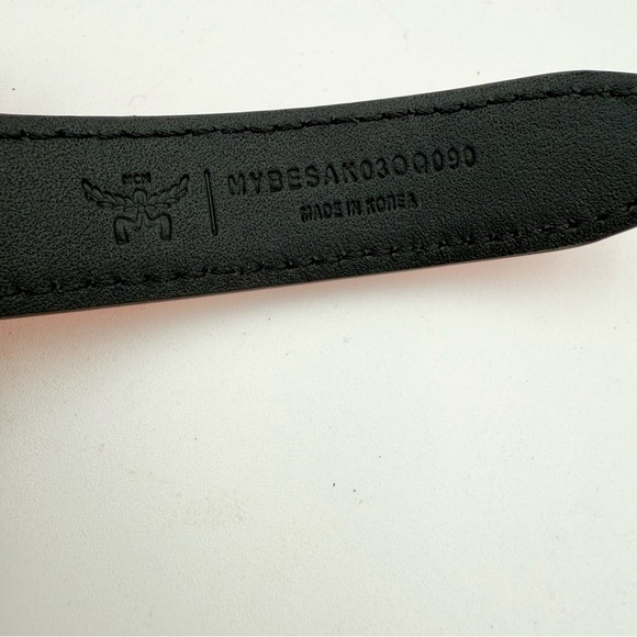 MCM Reversible Diamond Logo Belt - Picture 3 of 4